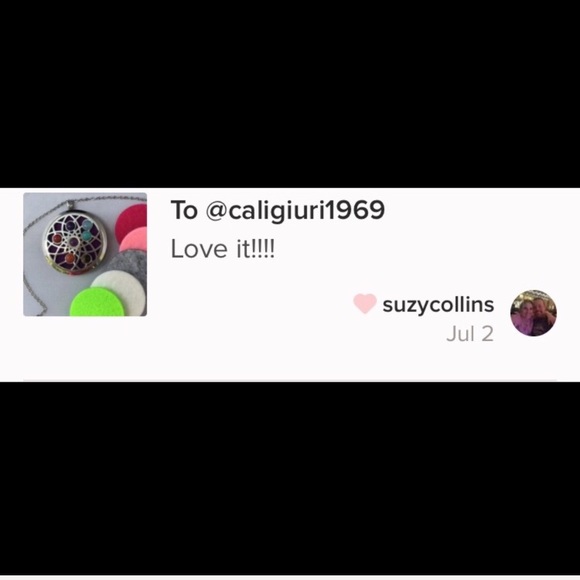 New! Aromatherapy Oil Diffuser Yoga Necklace - Picture 6 of 7